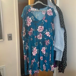 Size 4 torrid teal floral dress